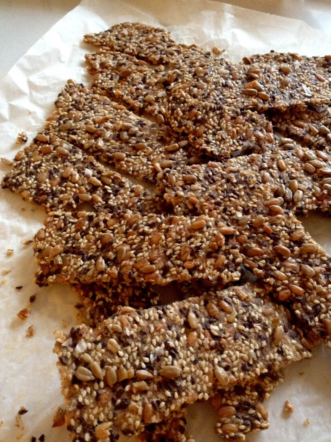 lchf knäcke frö