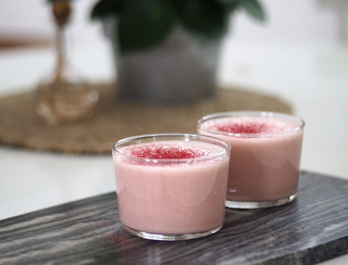 smoothie jordgubb baobab barn nötmjölk
