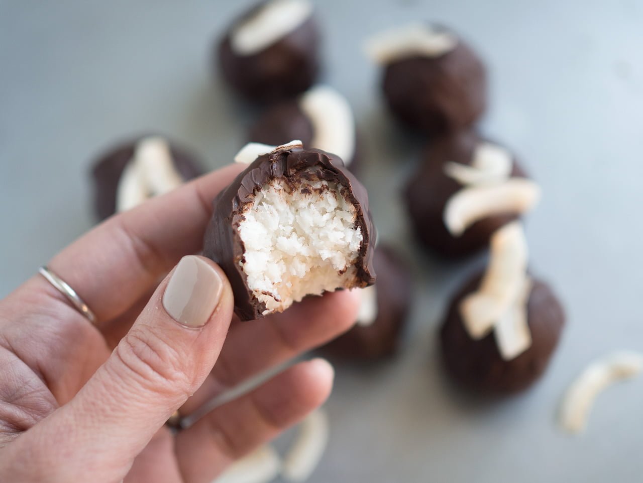 paleo bountykulor honung mjölkfritt