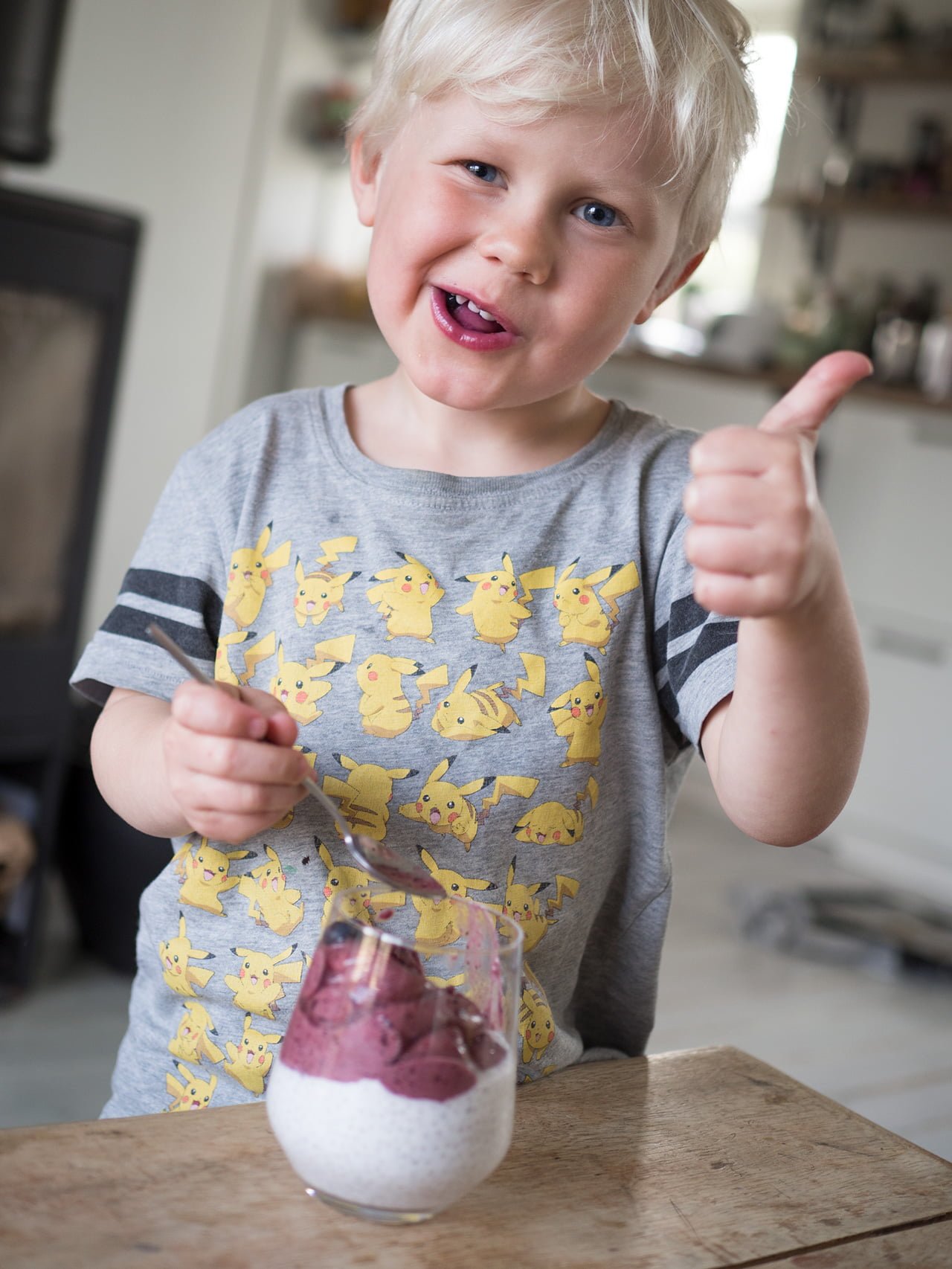 chiapudding blåbärsglass