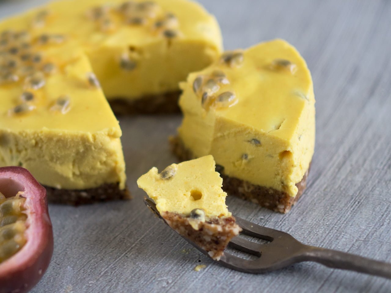 raw cheesecake passionsfrukt