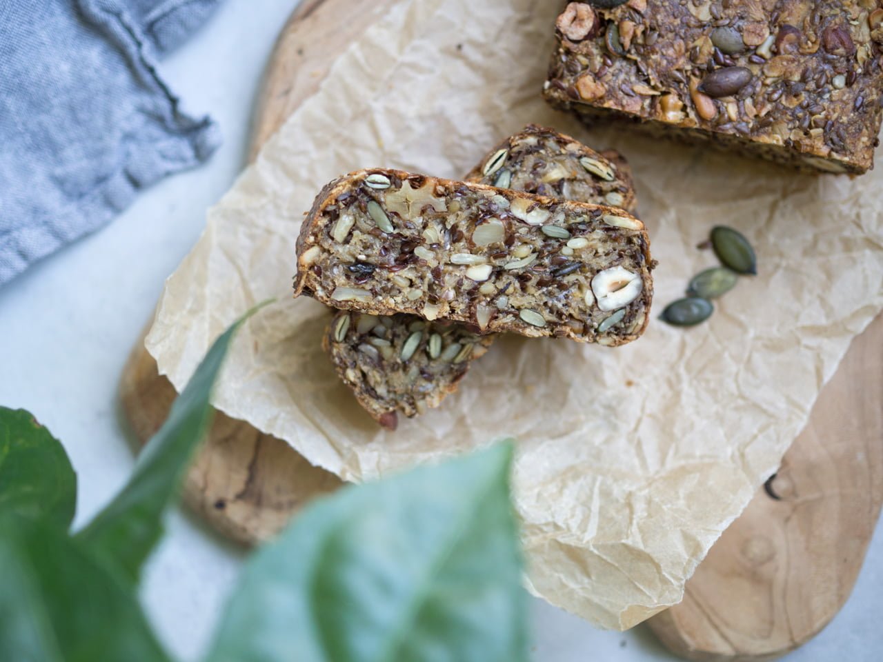 Veganskt glutenfritt fröbröd