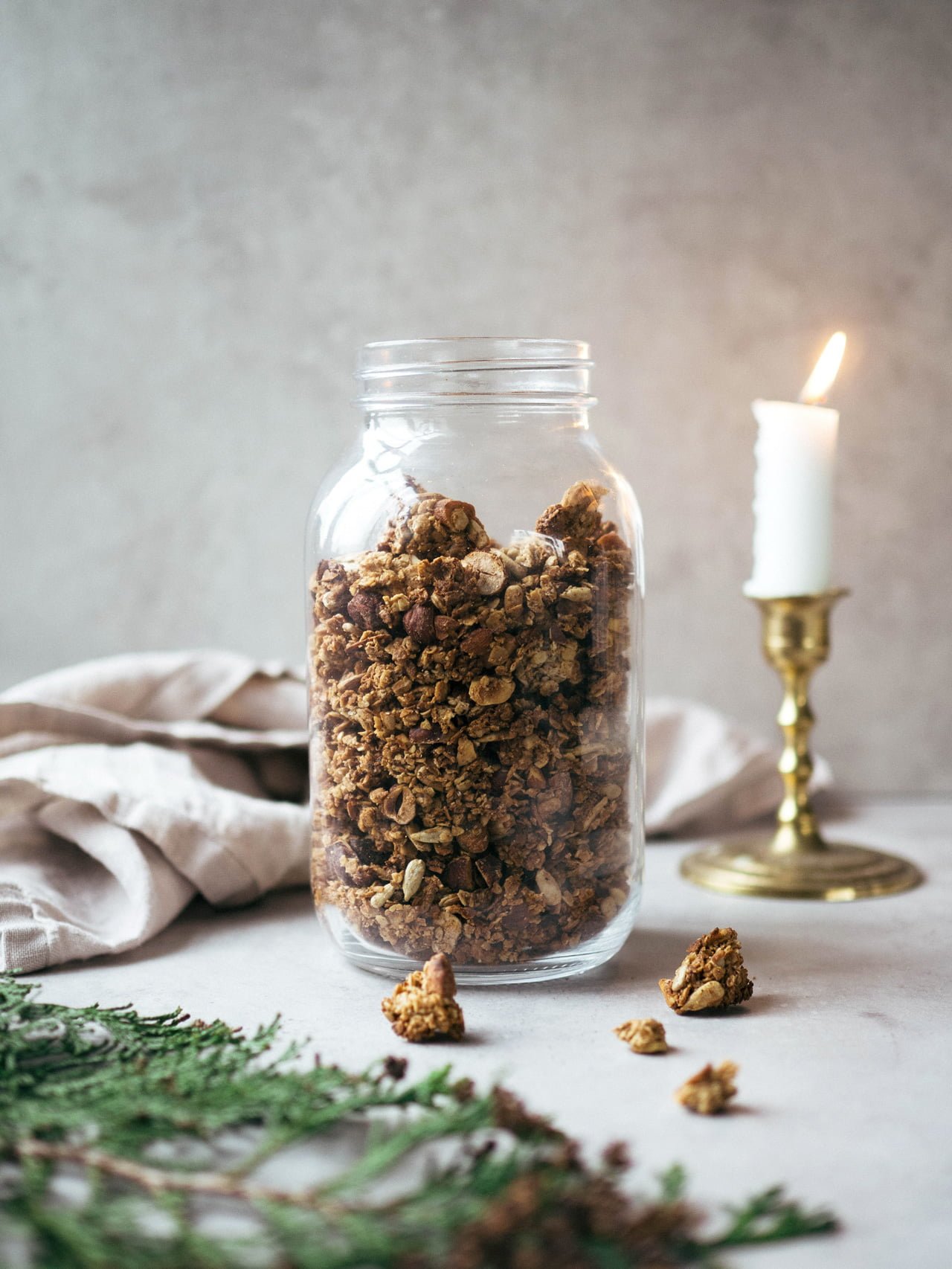 crunchy glutenfri pepparkaksgranola