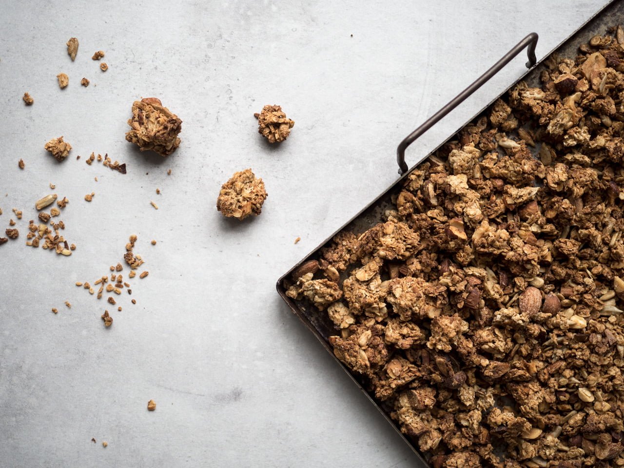 crunchy glutenfri pepparkaksgranola