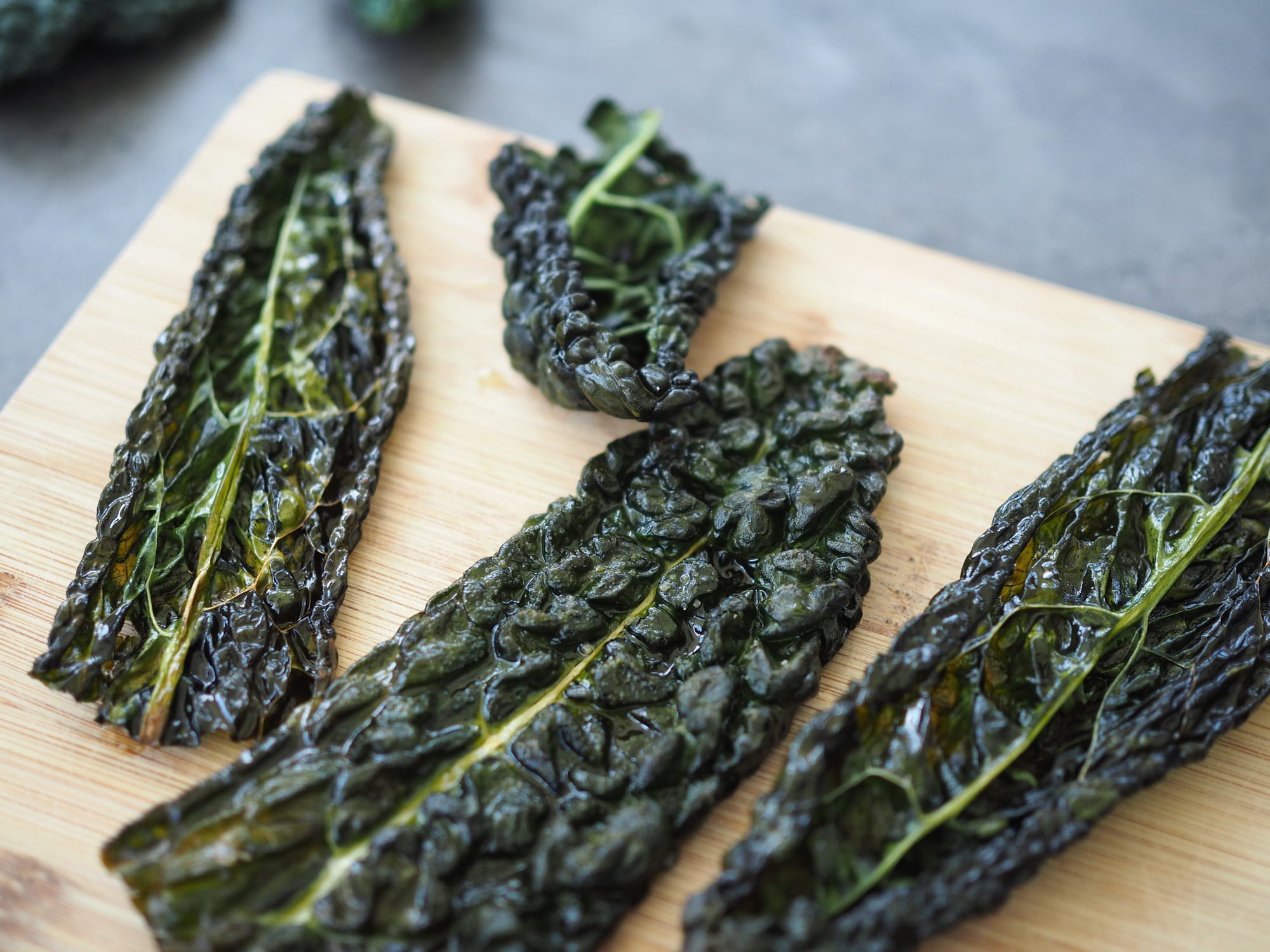 svartkålschips i ugn