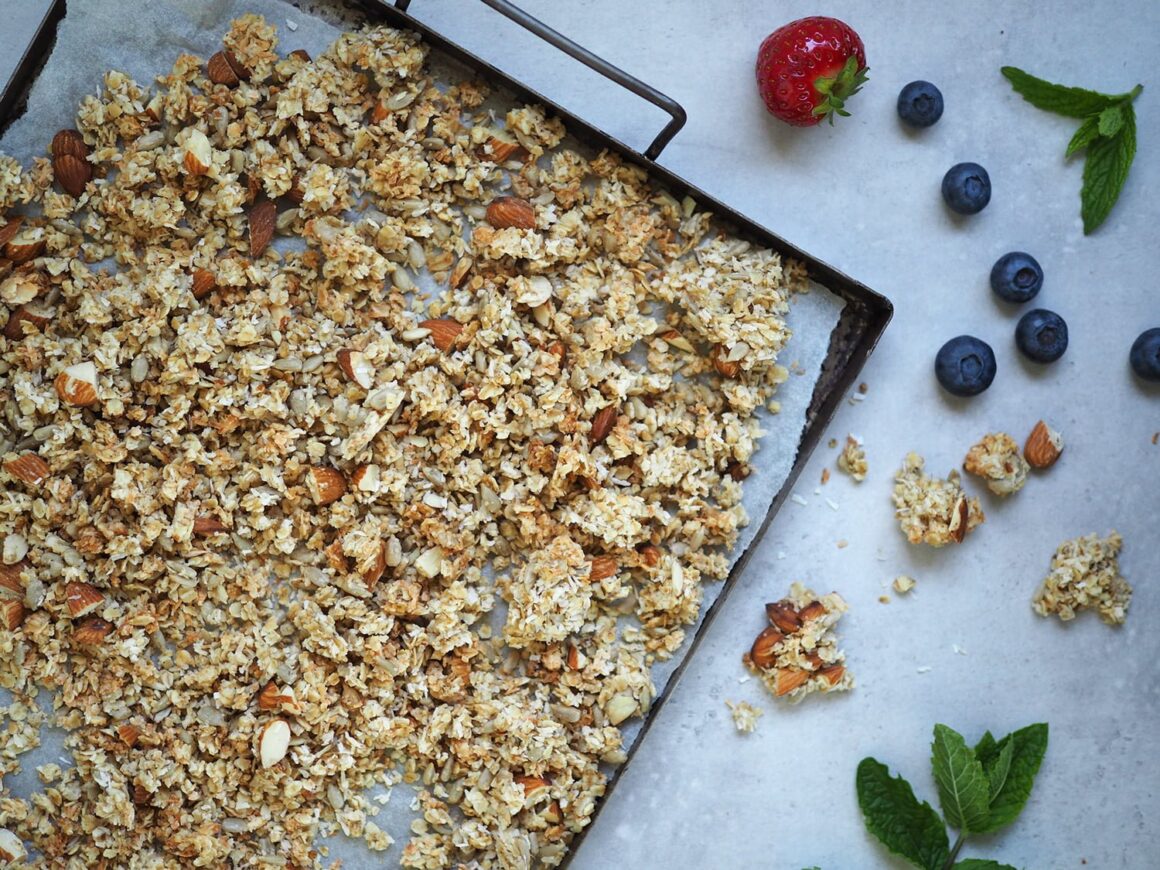 Glutenfri crunchy granola