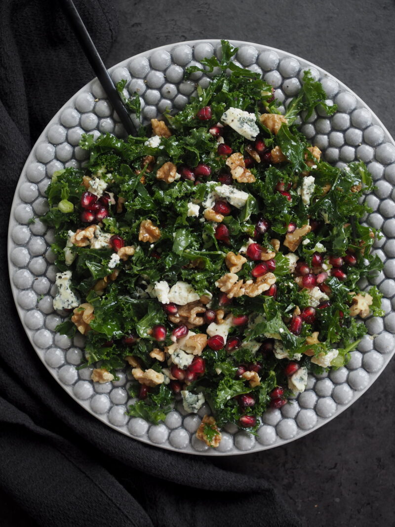 julsallad med grönkål och ädelost