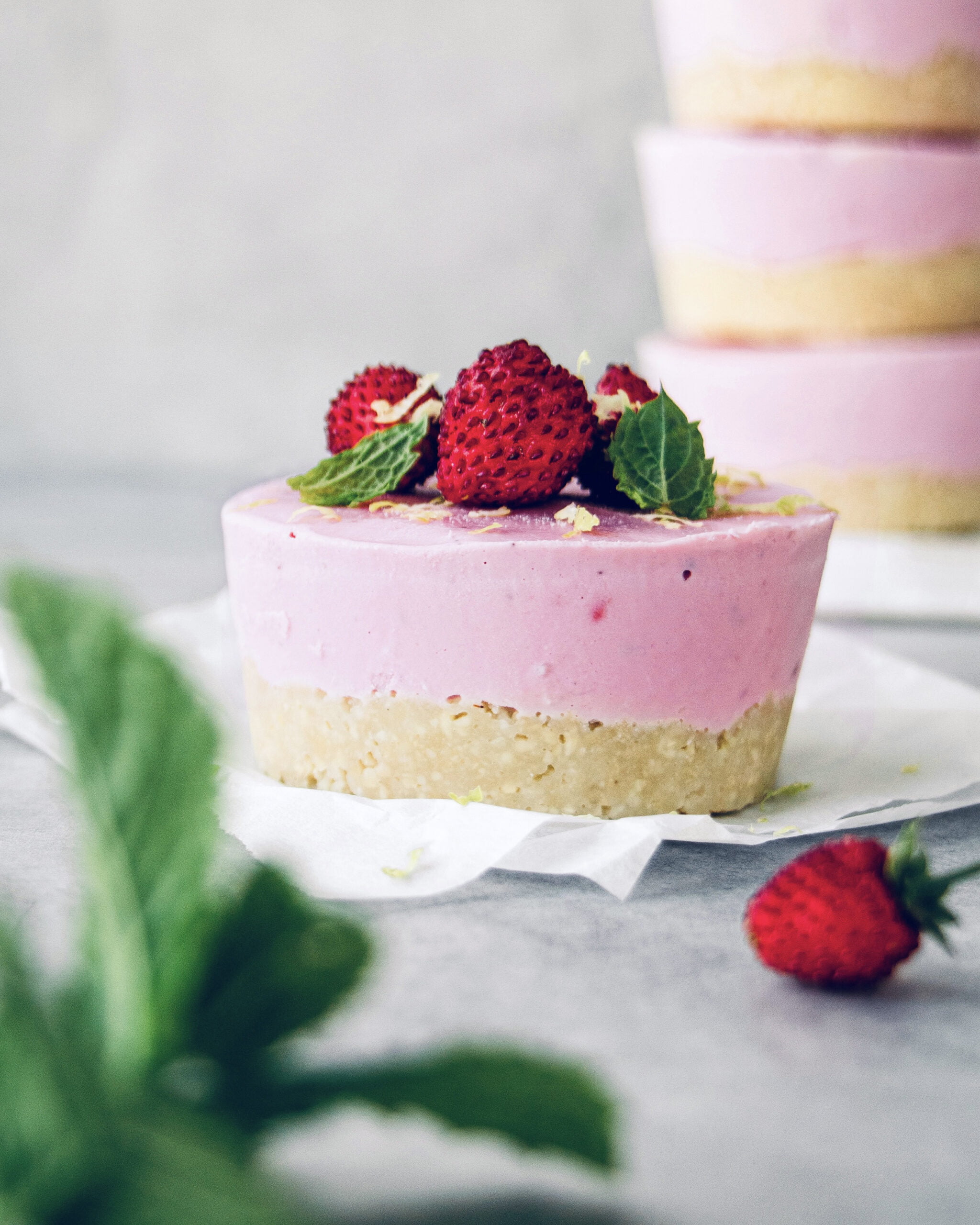 raw jordgubbscheesecake